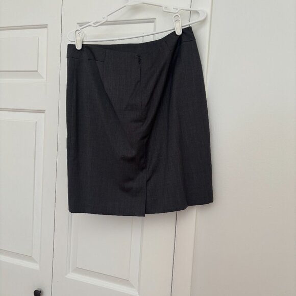 Ann Taylor Women's 2PC Suit - Blazer and Pencil Skirt - Picture 3 of 8